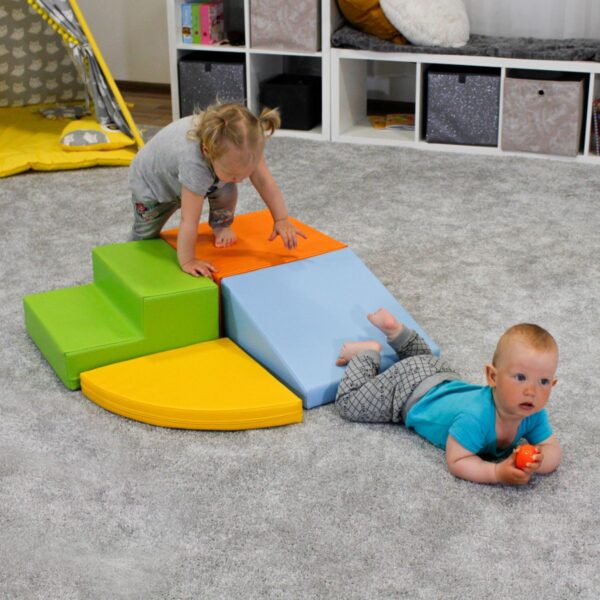 Iglu Soft Play Corner Crawler Set