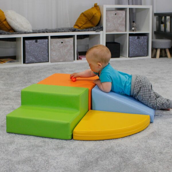 Iglu Soft Play Corner Crawler Set