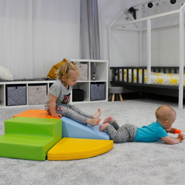 Iglu Soft Play Corner Crawler Set