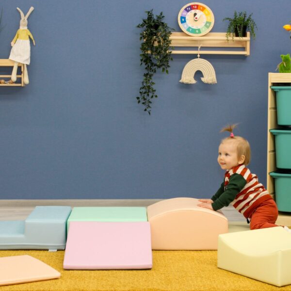 Iglu Soft Play Little Crawler Set